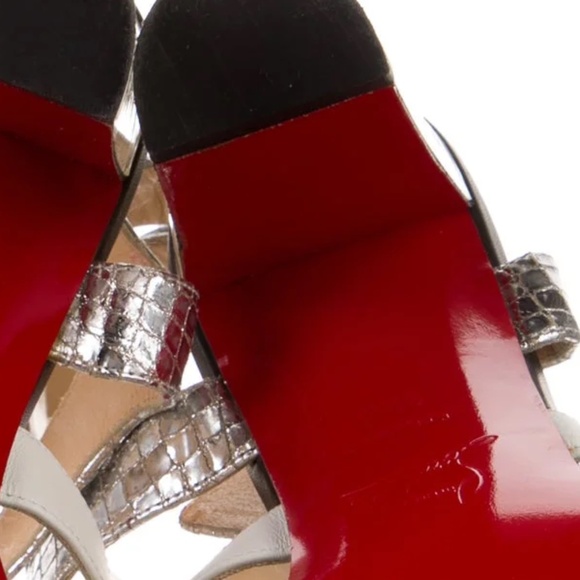 Christian Louboutin Rocknbuckle 85mm T-Strap Sandal - Picture 7 of 7